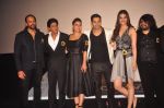 Rohit Shetty, Shahrukh Khan, Kajol, Varun Dhawan, Kriti Sanon, Pritam Chakraborty at Dilwale Trailor launch on 9th Nov 2015